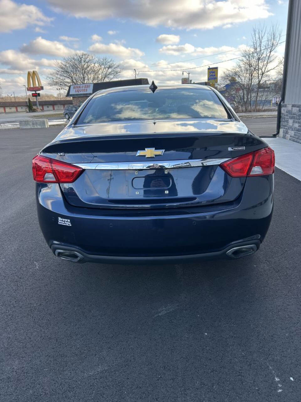 Used 2017 Chevrolet Impala Premier w/ Enhanced Convenience Package image 4