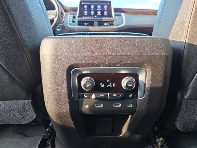 Used 2021 Chevrolet Tahoe Z71 w/ Luxury Package AWD/4WD image 30