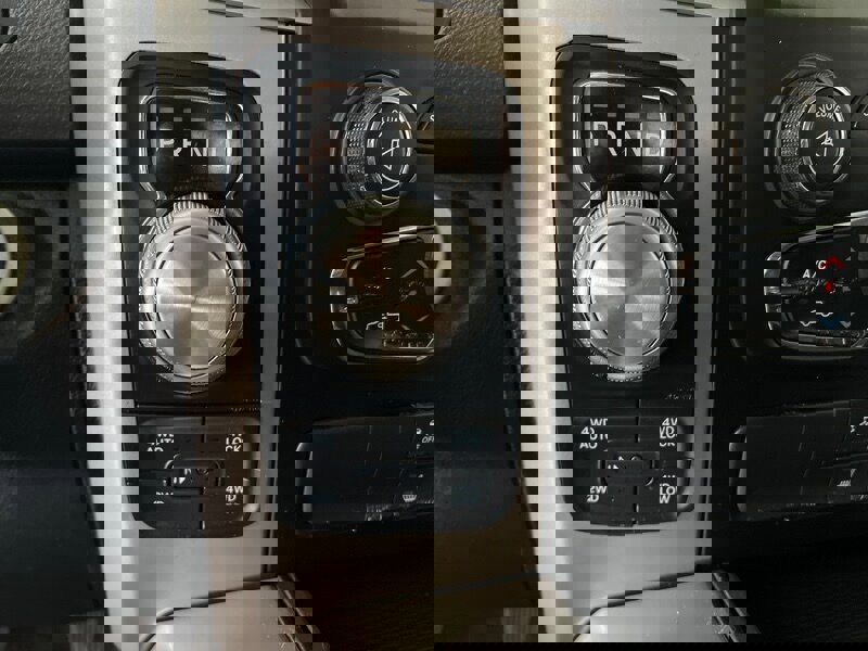 Used 2016 RAM 1500 Outdoorsman image 16