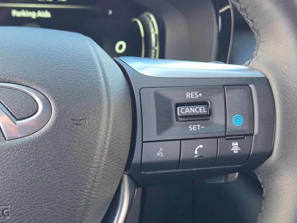 Used 2025 INFINITI QX60 Luxe w/ Black Edition AWD/4WD image 37