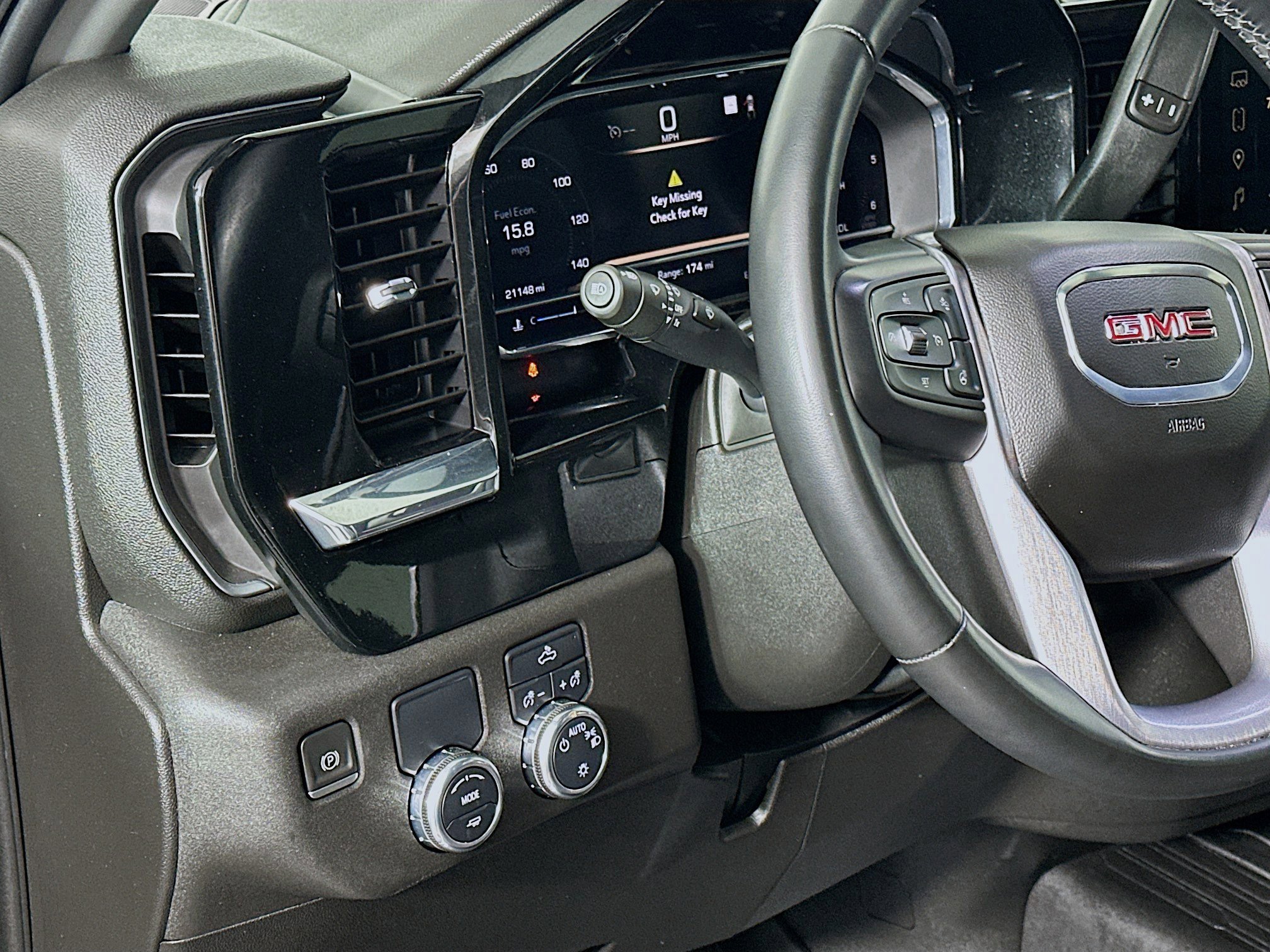 Used 2023 GMC Sierra 1500 SLE image 16