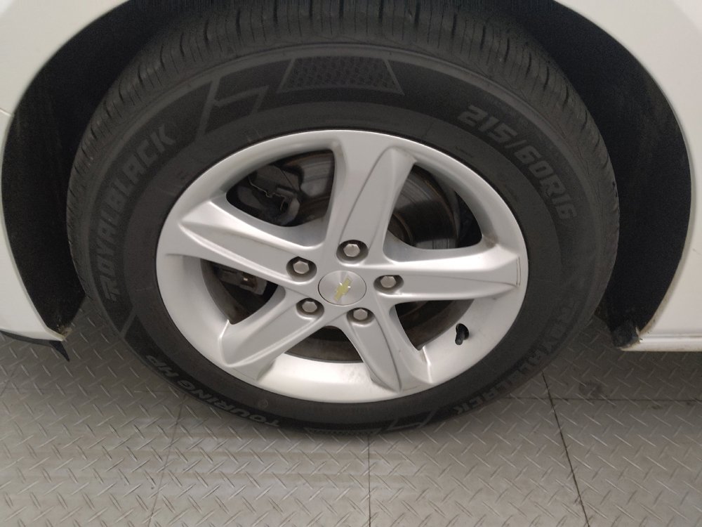 Used 2018 Chevrolet Malibu LS FWD image 31