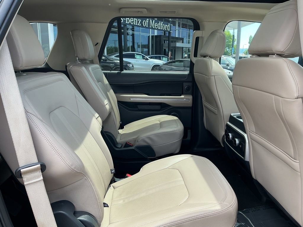 Used 2024 Ford Expedition Limited AWD/4WD image 20