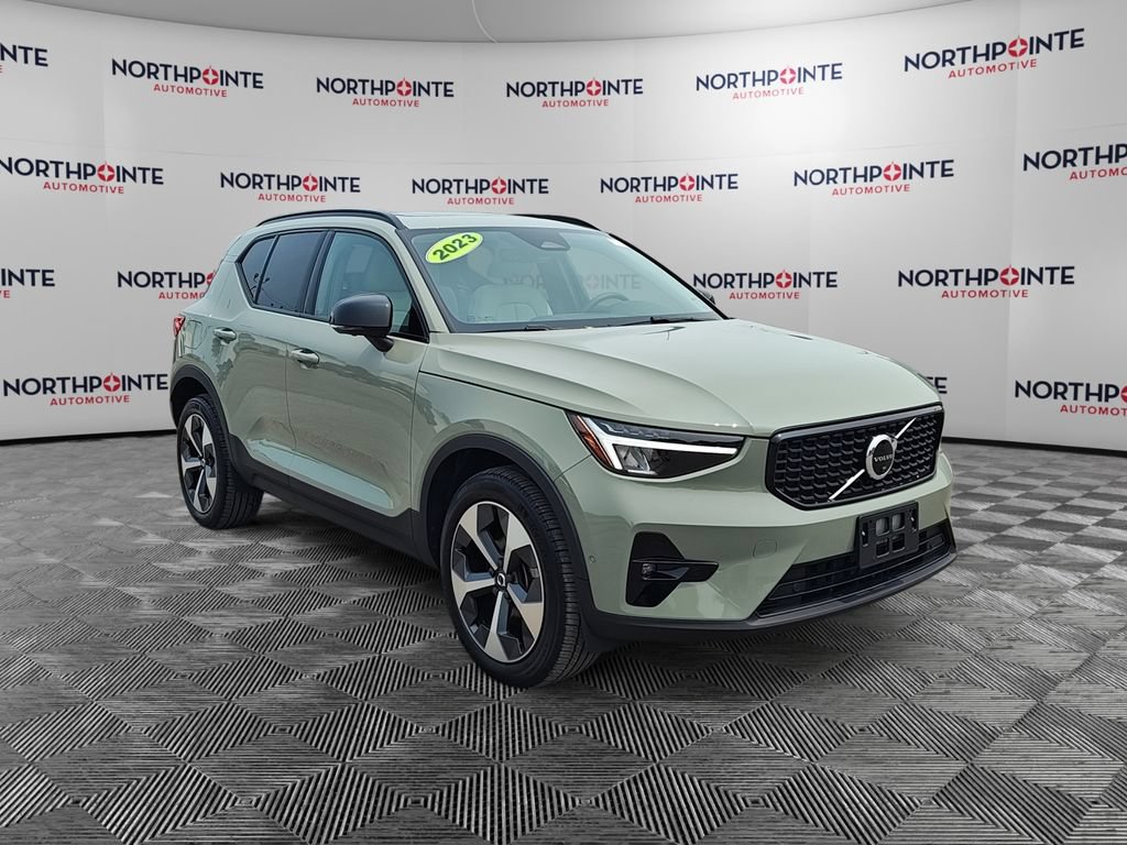 Used 2023 Volvo XC40 B5 Plus w/ Driver Assist Package