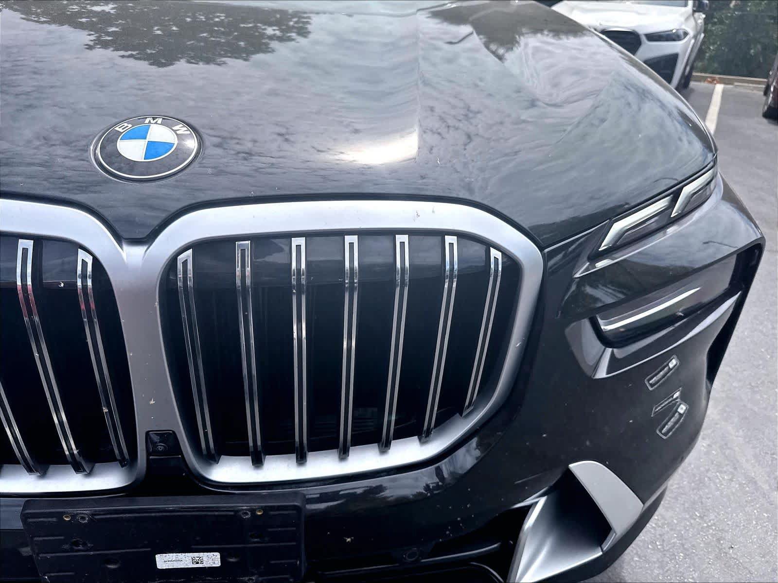 Used 2026 BMW X7 xDrive40i w/ Premium Package AWD/4WD image 31