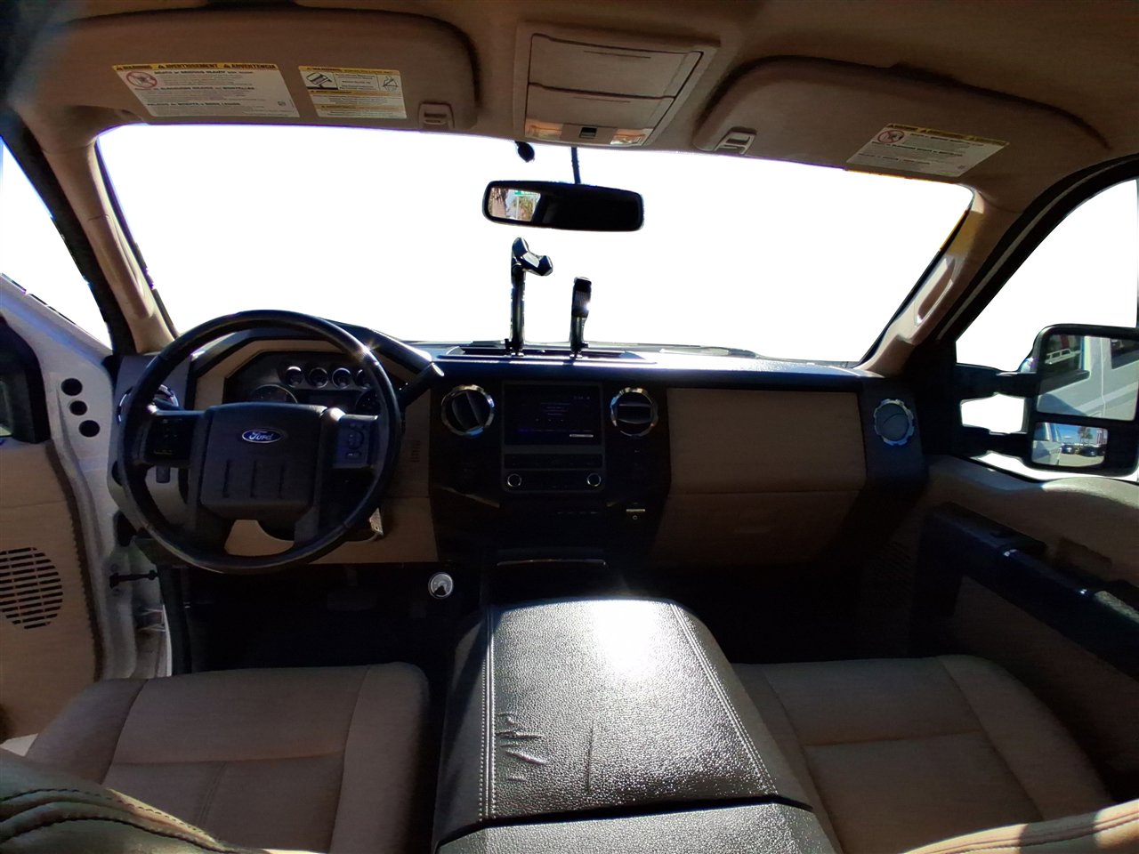 Used 2012 Ford F250 Lariat w/ Lariat Interior Pkg image 15