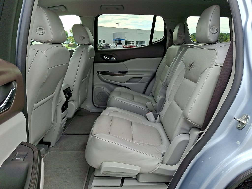 Certified 2017 GMC Acadia SLT FWD image 10