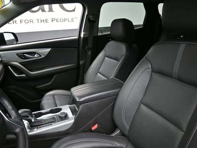 Used 2024 Chevrolet Blazer LT w/ LPO, Black Grille Bar Package image 16