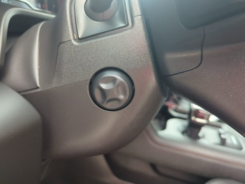 Used 2024 GMC Sierra 1500 AT4 w/ Technology Package image 38