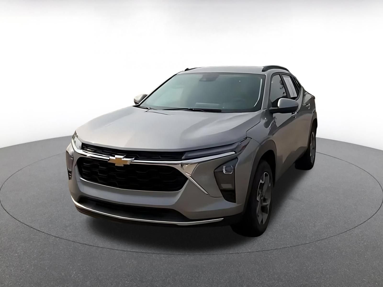 Used 2025 Chevrolet Trax LT FWD image 7
