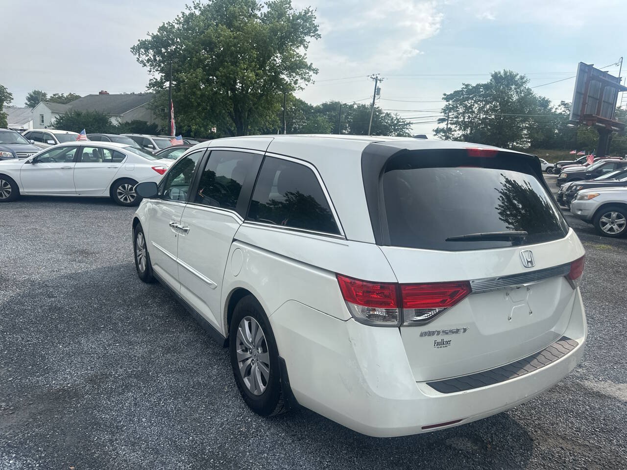 Used 2016 Honda Odyssey EX-L image 3
