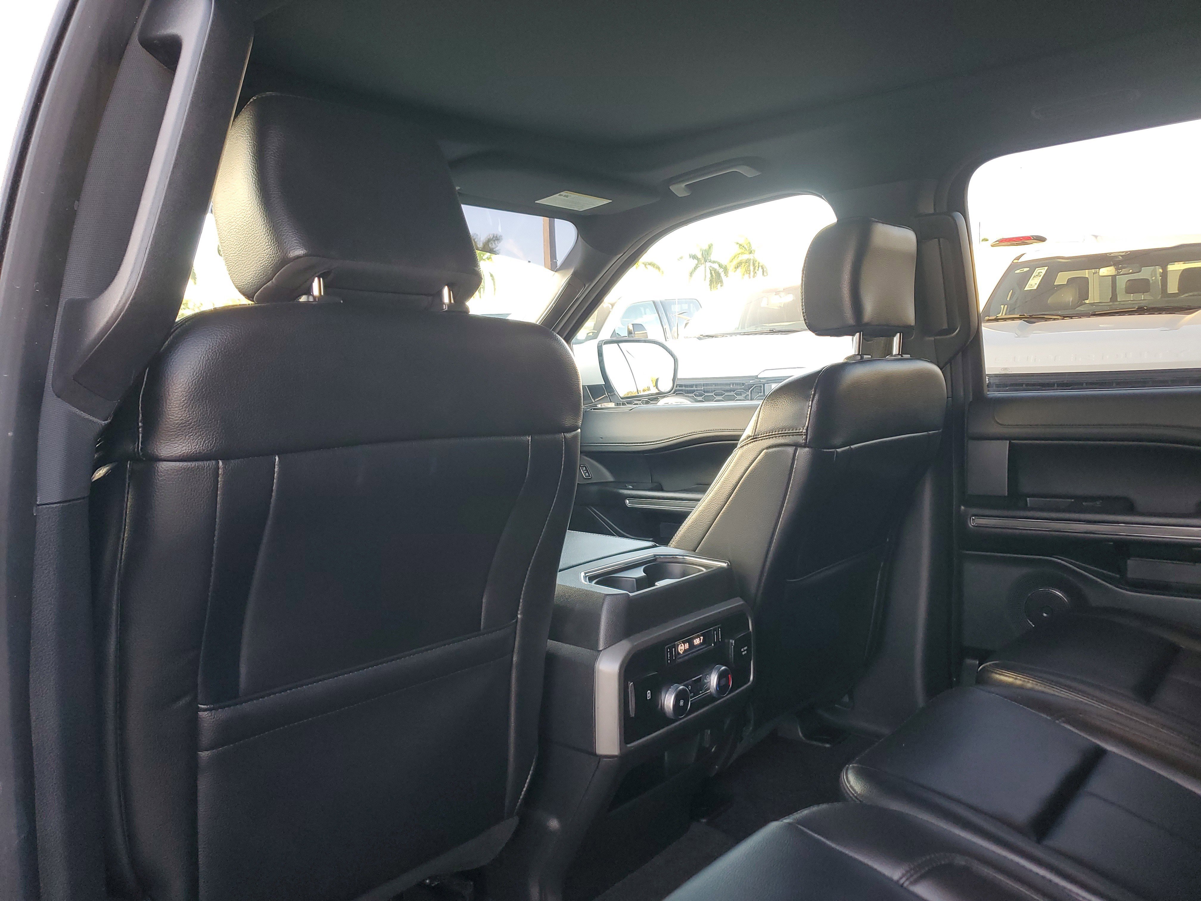 Used 2020 Ford Expedition Max XLT w/ Equipment Group 202A image 15