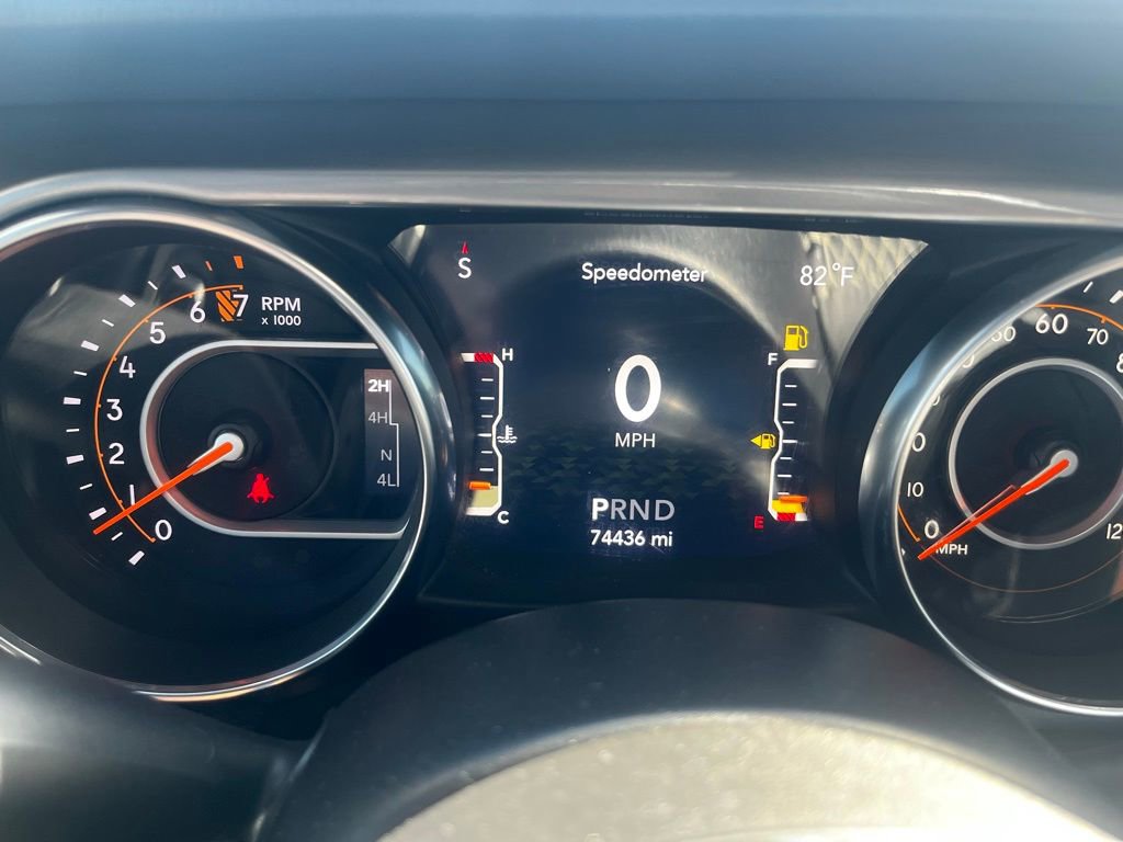 Used 2020 Jeep Wrangler Unlimited Sahara image 13