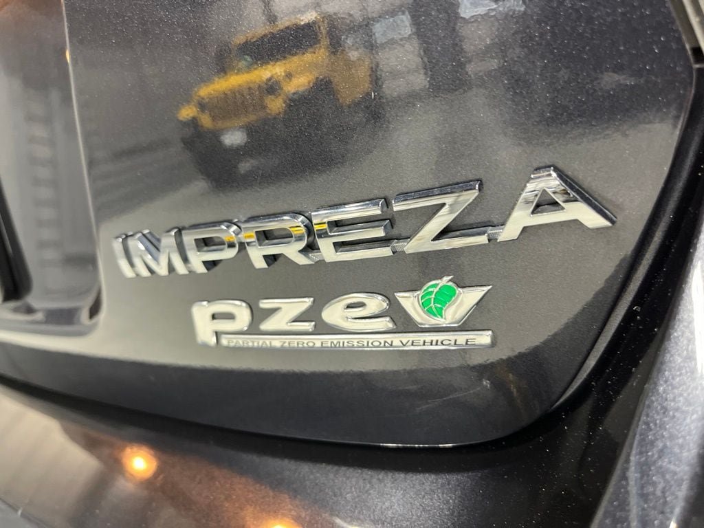 Used 2015 Subaru Impreza 2.0i AWD/4WD image 38