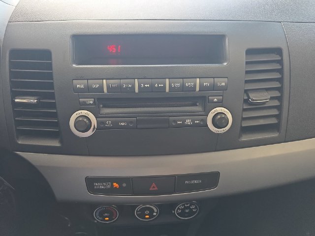 Used 2011 Mitsubishi Lancer ES FWD image 21