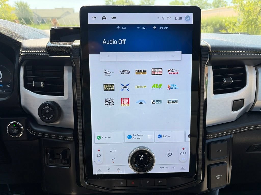 Used 2022 Ford F150 Lightning Platinum AWD/4WD image 11