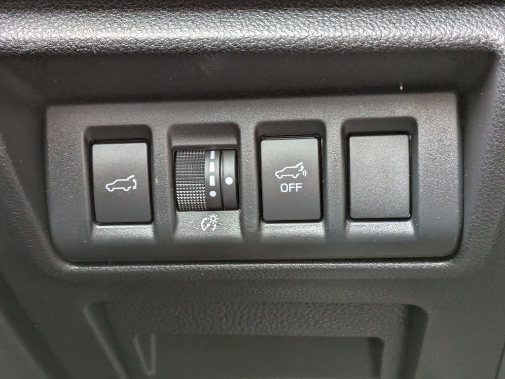 Used 2025 Subaru Outback Limited w/ Popular Package #2 image 33