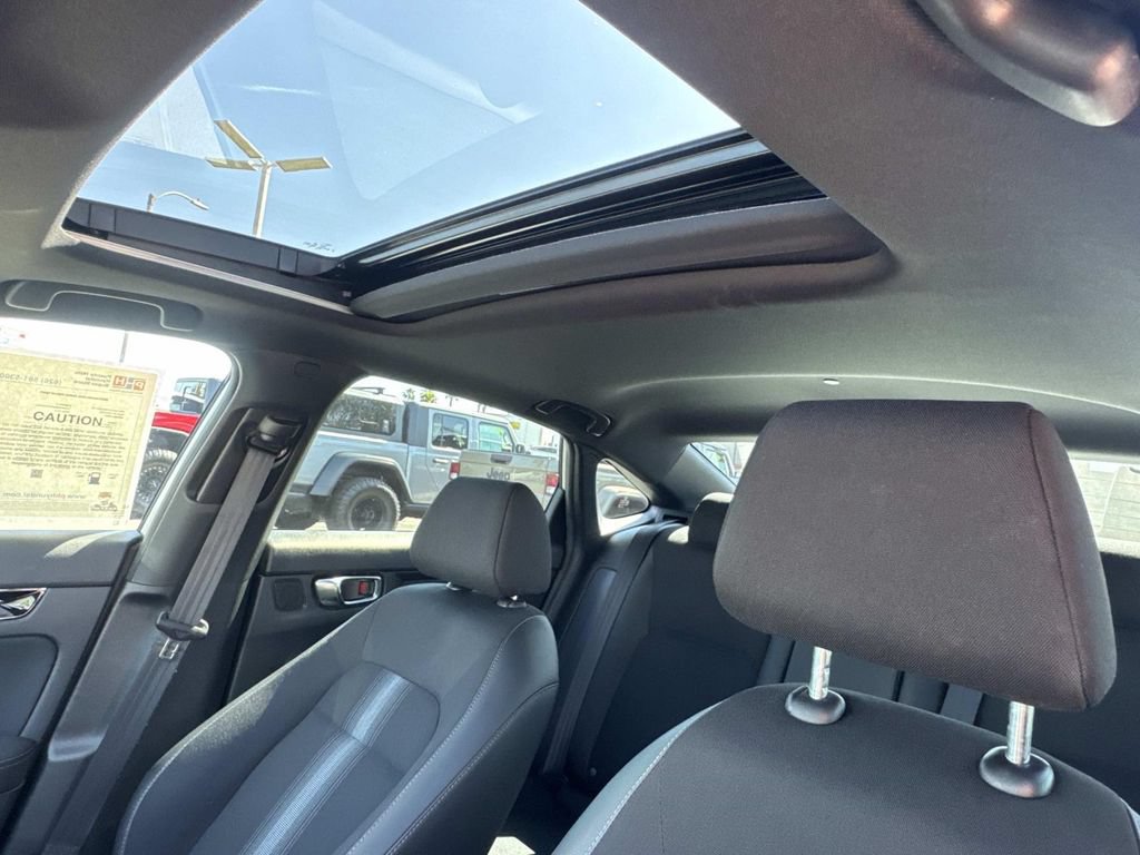Used 2025 Honda Civic Sport image 7