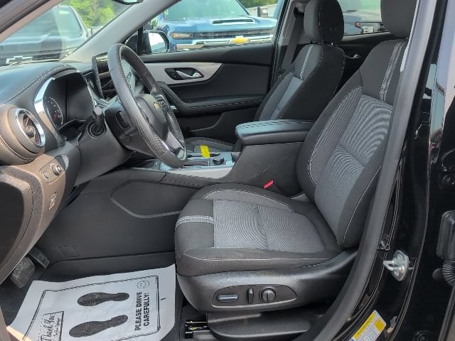 Used 2023 Chevrolet Blazer LT w/ Convenience Package FWD image 17