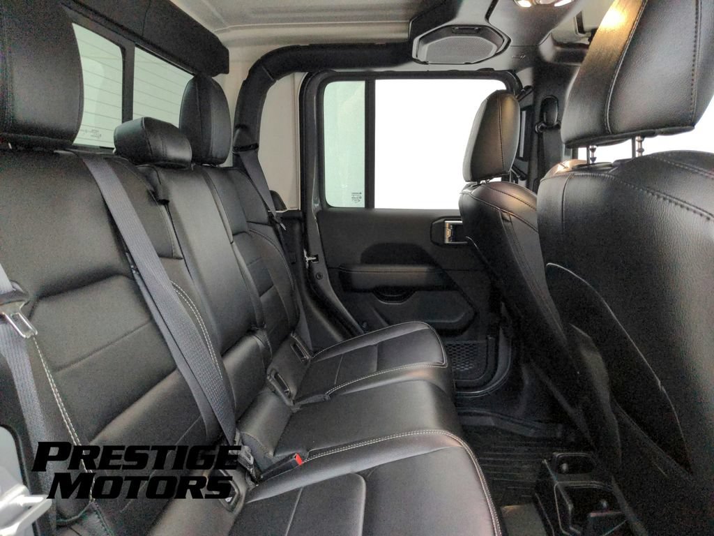 Used 2021 Jeep Gladiator Overland w/ Uconnect 4C Nav & Sound Group AWD/4WD image 29