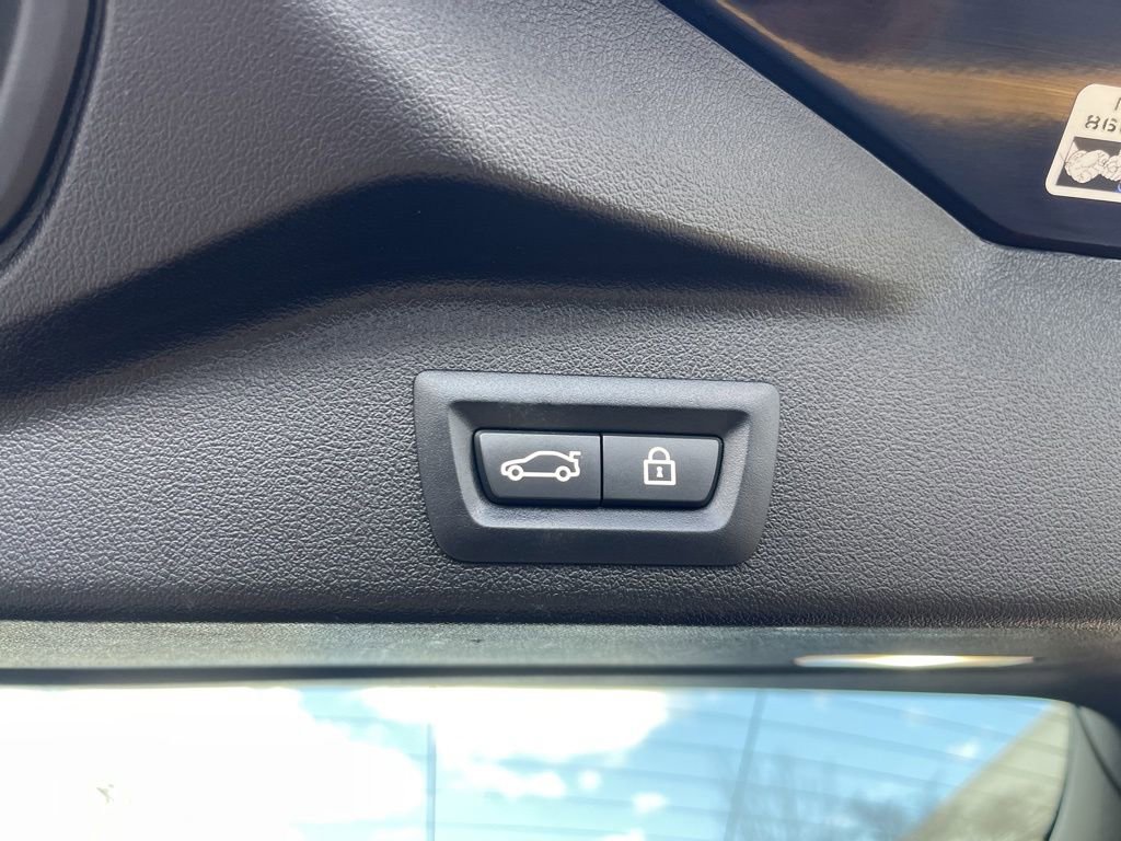 Used 2019 BMW X5 xDrive40i w/ Convenience Package image 25