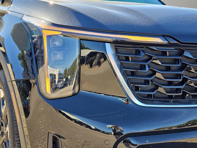 Used 2024 Kia Sorento S w/ Panoramic Sunroof Package image 3