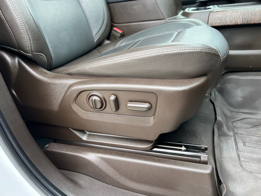 Used 2022 GMC Sierra 2500 Denali w/ Denali Ultimate Package image 24