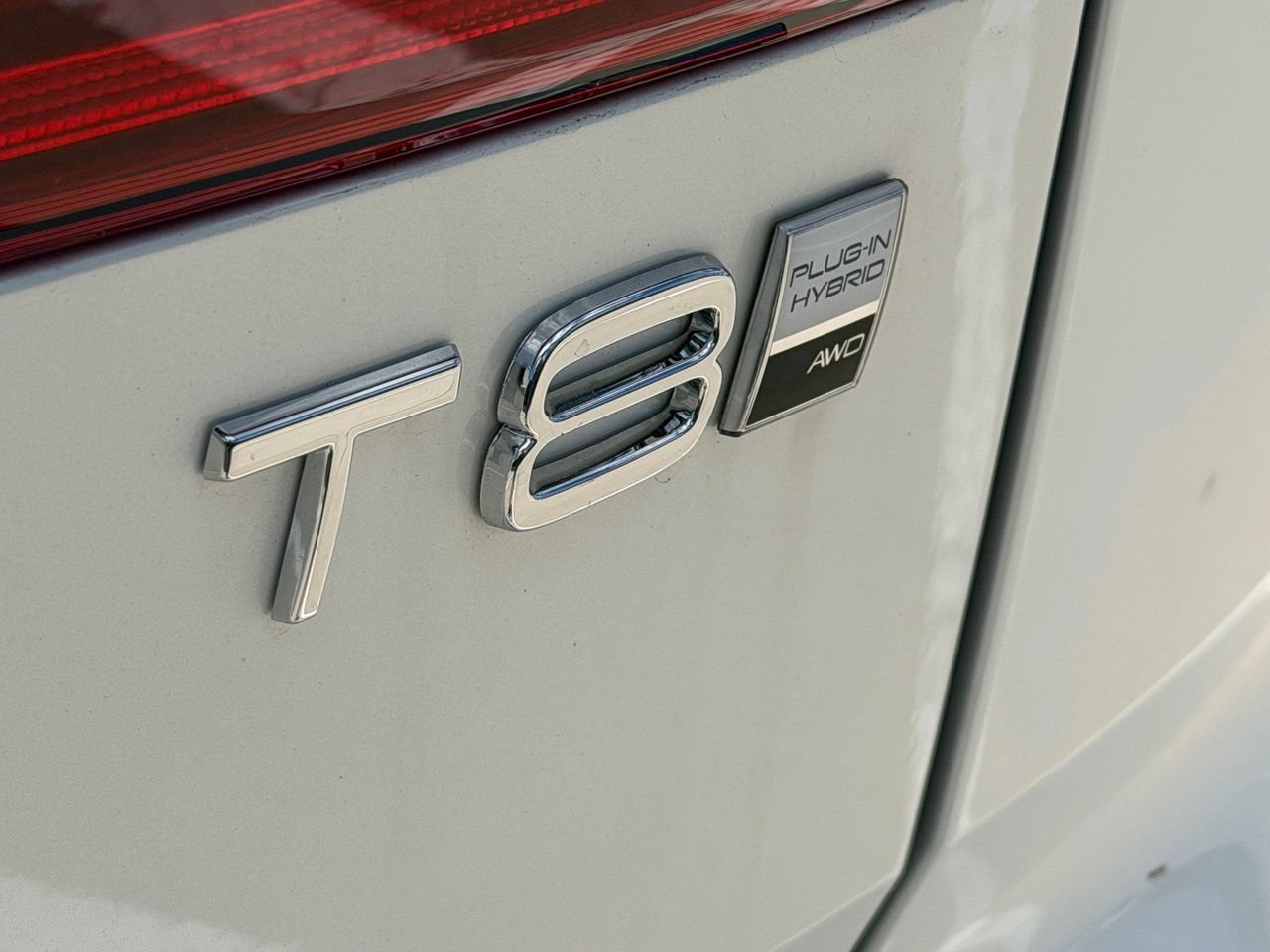 New 2026 Volvo XC60 T8 Core w/ Protection Package Premier AWD/4WD image 8