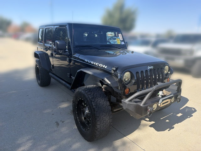 Used 2013 Jeep Wrangler Unlimited Rubicon w/ Dual Top Group AWD/4WD image 3