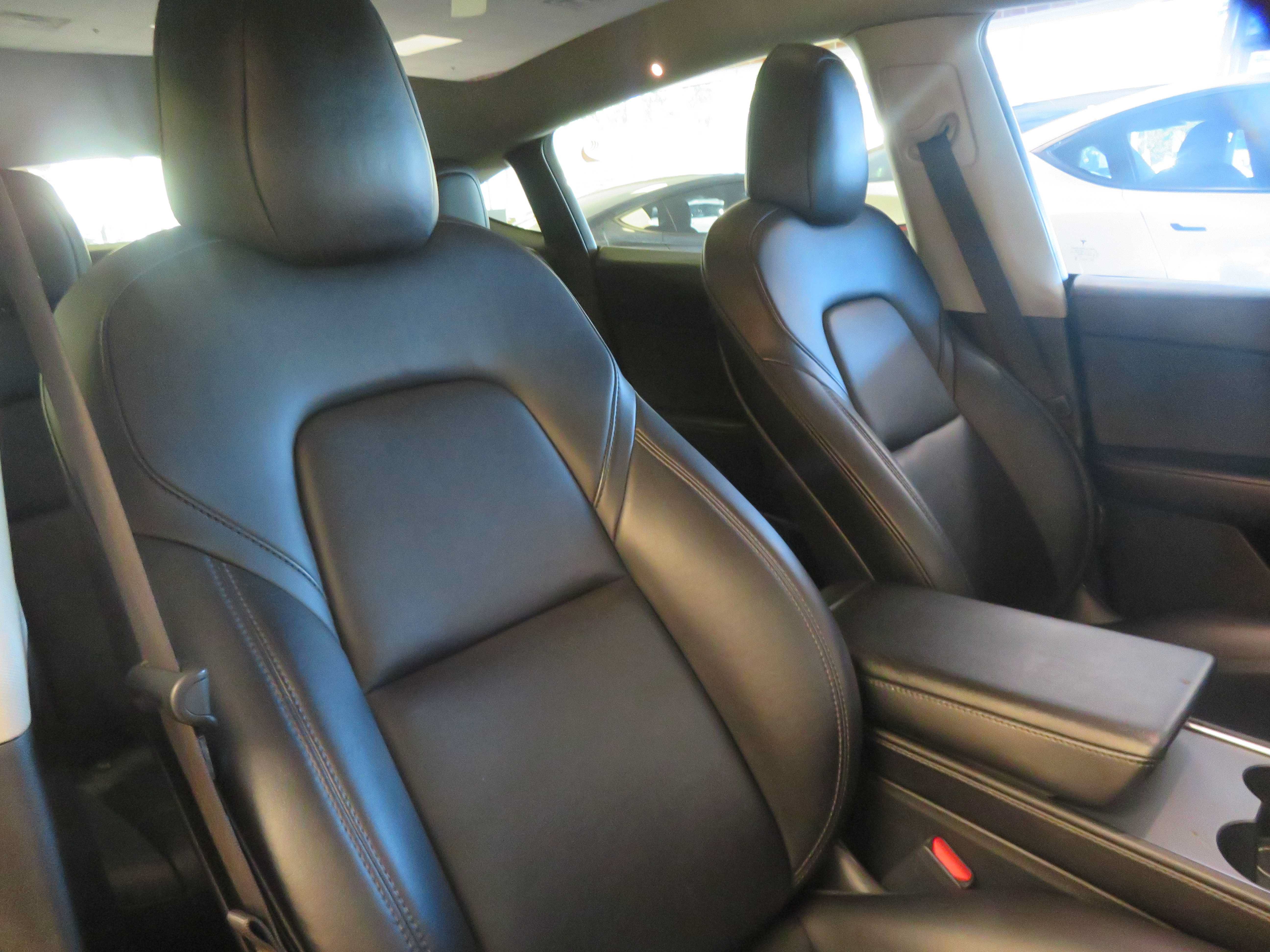 Used 2022 Tesla Model Y Performance AWD/4WD image 23