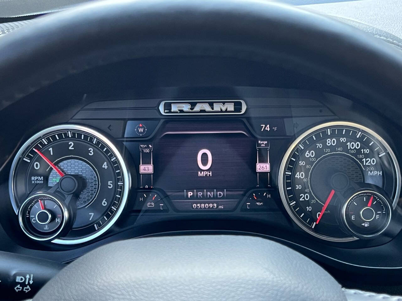 Used 2020 RAM 1500 Laramie w/ Sport Appearance Package AWD/4WD image 27