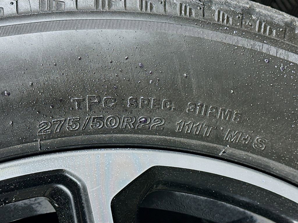 Used 2021 Chevrolet Suburban RST w/ Luxury Package image 34