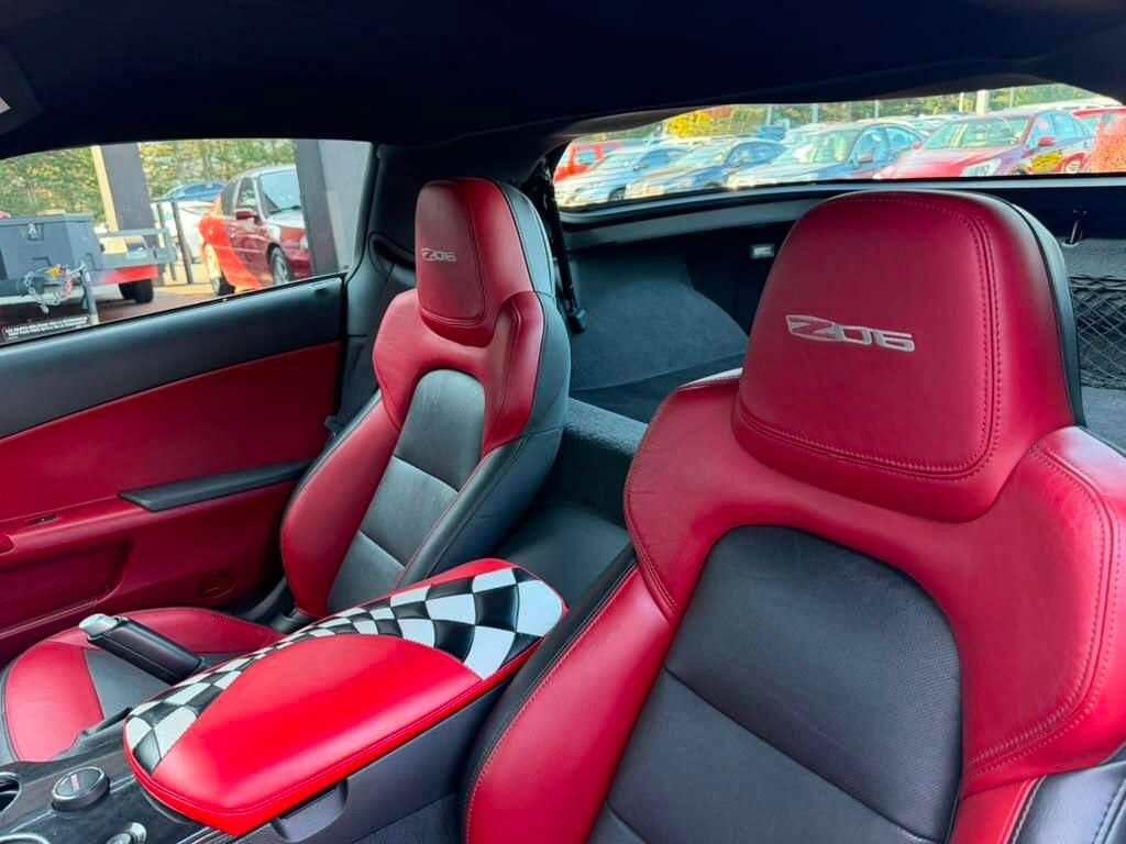 Used 2013 Chevrolet Corvette Z06 RWD image 6