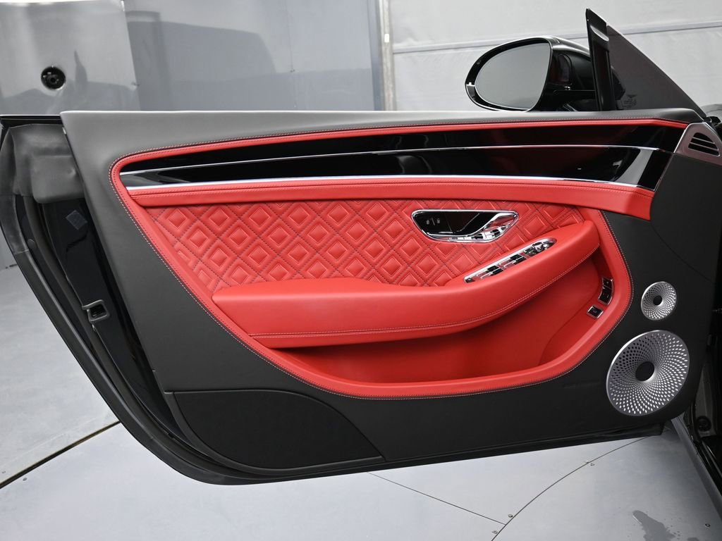 Used 2023 Bentley Continental GT V8 image 15