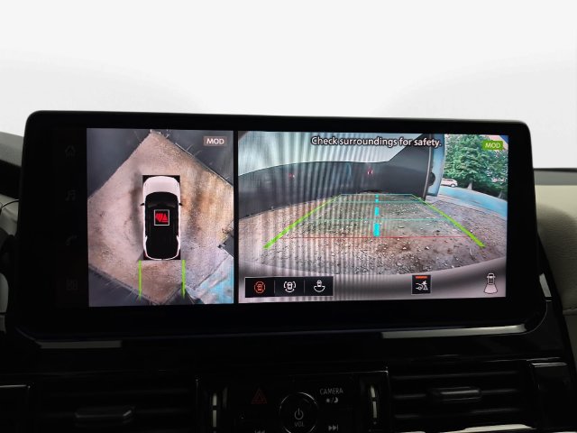 New 2026 Nissan Pathfinder SL w/ SL Premium Package FWD image 24