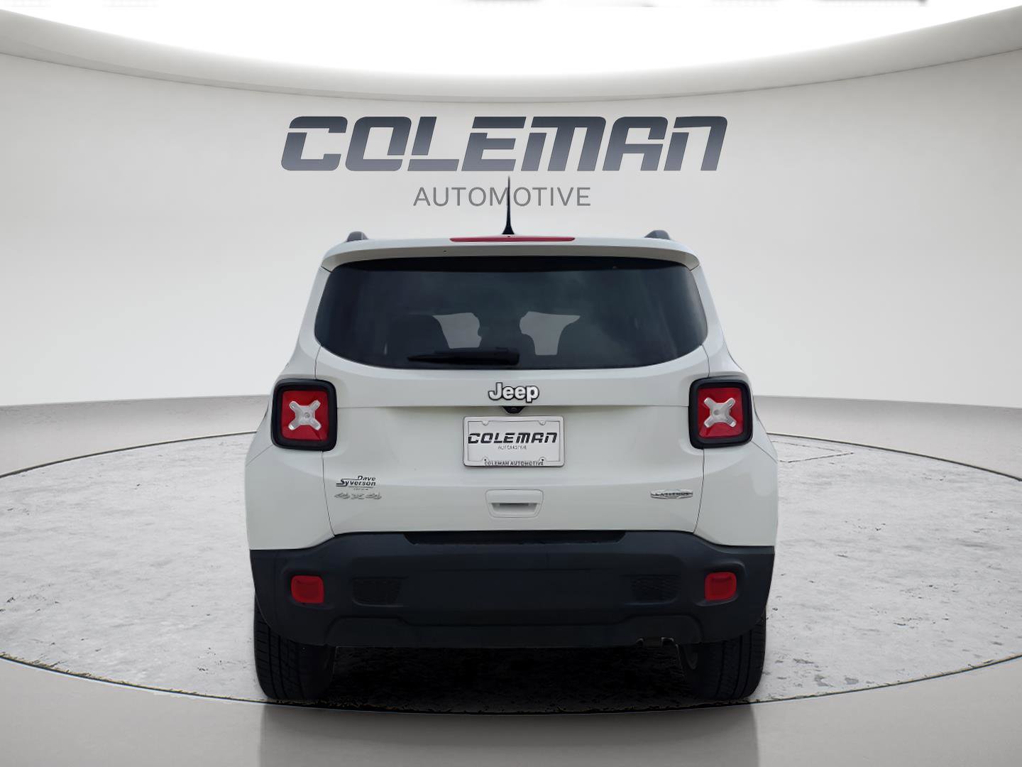 Used 2020 Jeep Renegade Latitude w/ Cold Weather Group AWD/4WD image 4