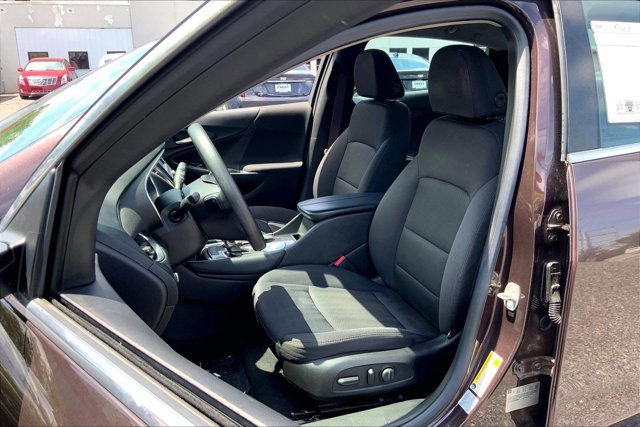 Used 2016 Chevrolet Malibu LT FWD image 22