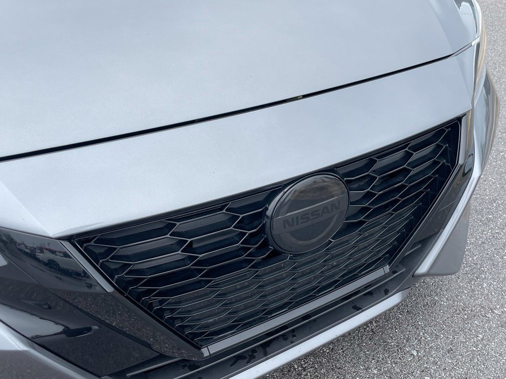 Used 2022 Nissan Sentra SR w/ Midnight Edition FWD image 28