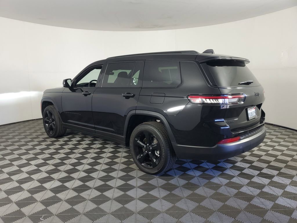 Used 2025 Jeep Grand Cherokee L Altitude image 6