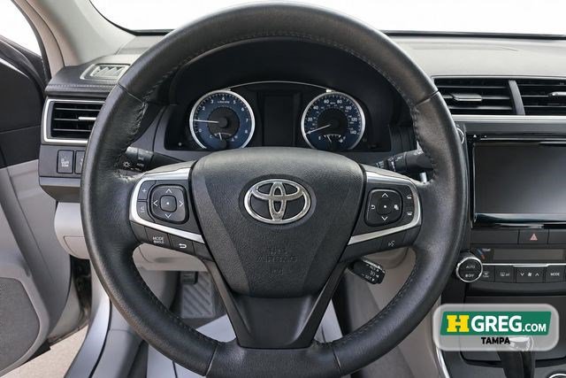 Used 2017 Toyota Camry XLE w/ Moonroof Package FWD image 14