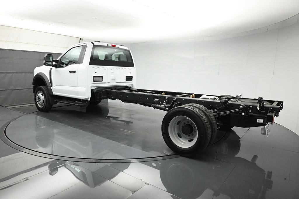 New 2026 Ford F550 2WD Regular Cab Super Duty image 7