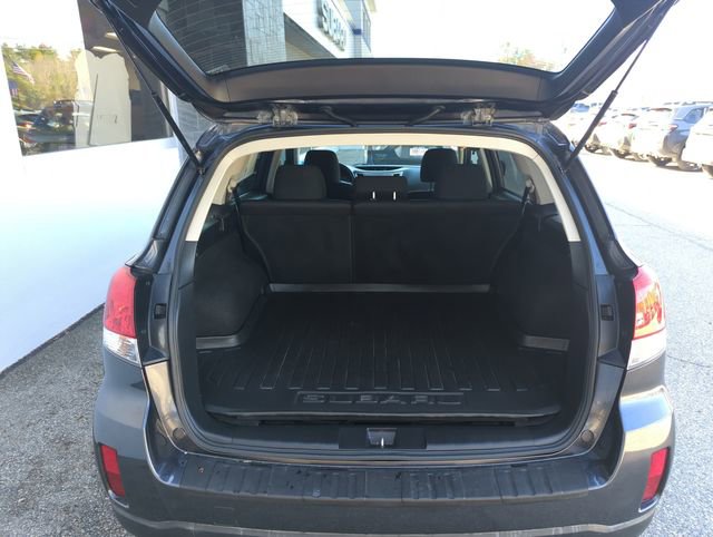 Used 2011 Subaru Outback 2.5i Premium w/ All-Weather Pkg AWD/4WD image 24