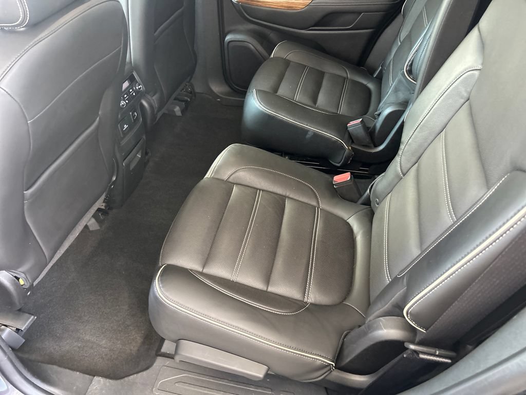 Used 2017 GMC Acadia Denali w/ Technology Package AWD/4WD image 29