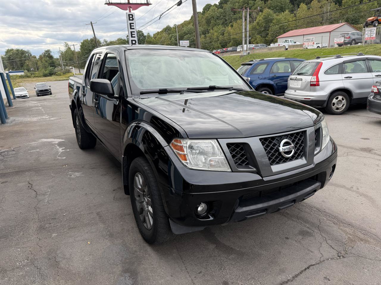 Used 2012 Nissan Frontier SV w/ Sport Appearance Pkg AWD/4WD image 3