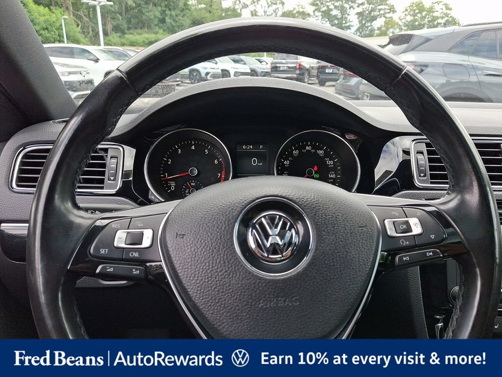 Used 2018 Volkswagen Jetta Sport FWD image 25