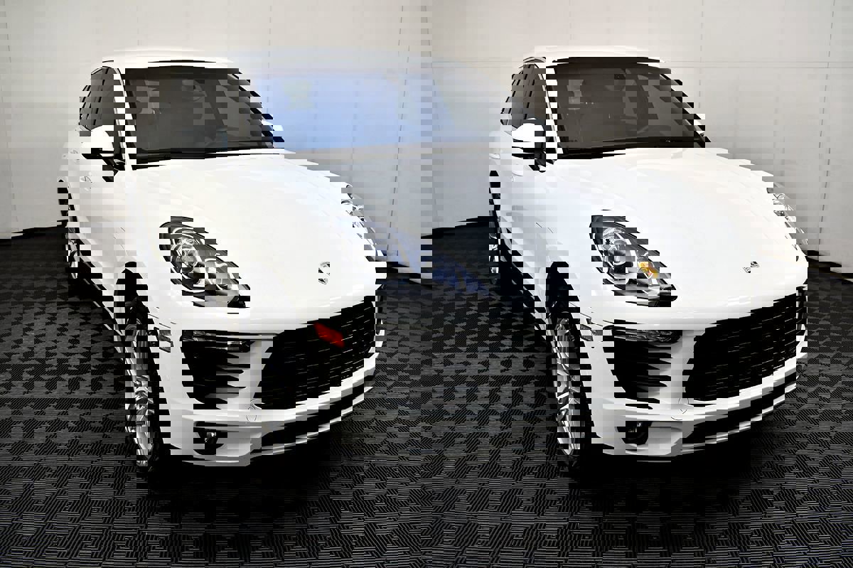 Used 2016 Porsche Macan S image 4