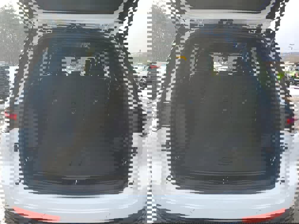 New 2025 Jeep Grand Cherokee Limited image 10