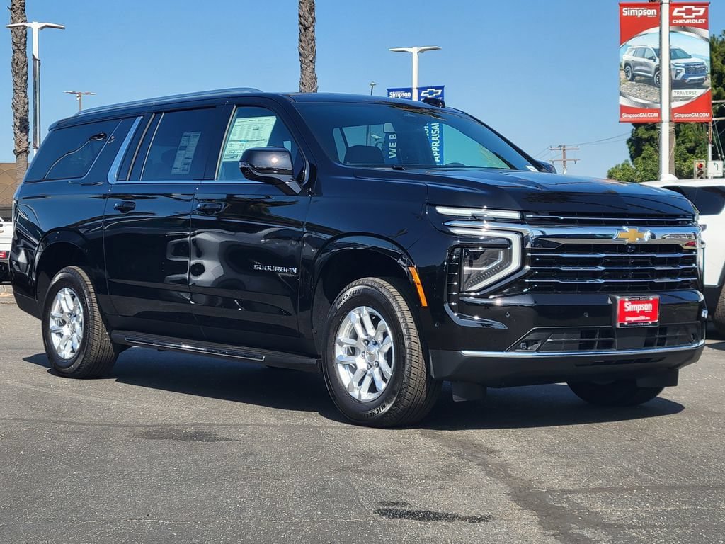 New 2026 Chevrolet Suburban LT w/ Comfort Package RWD image 32