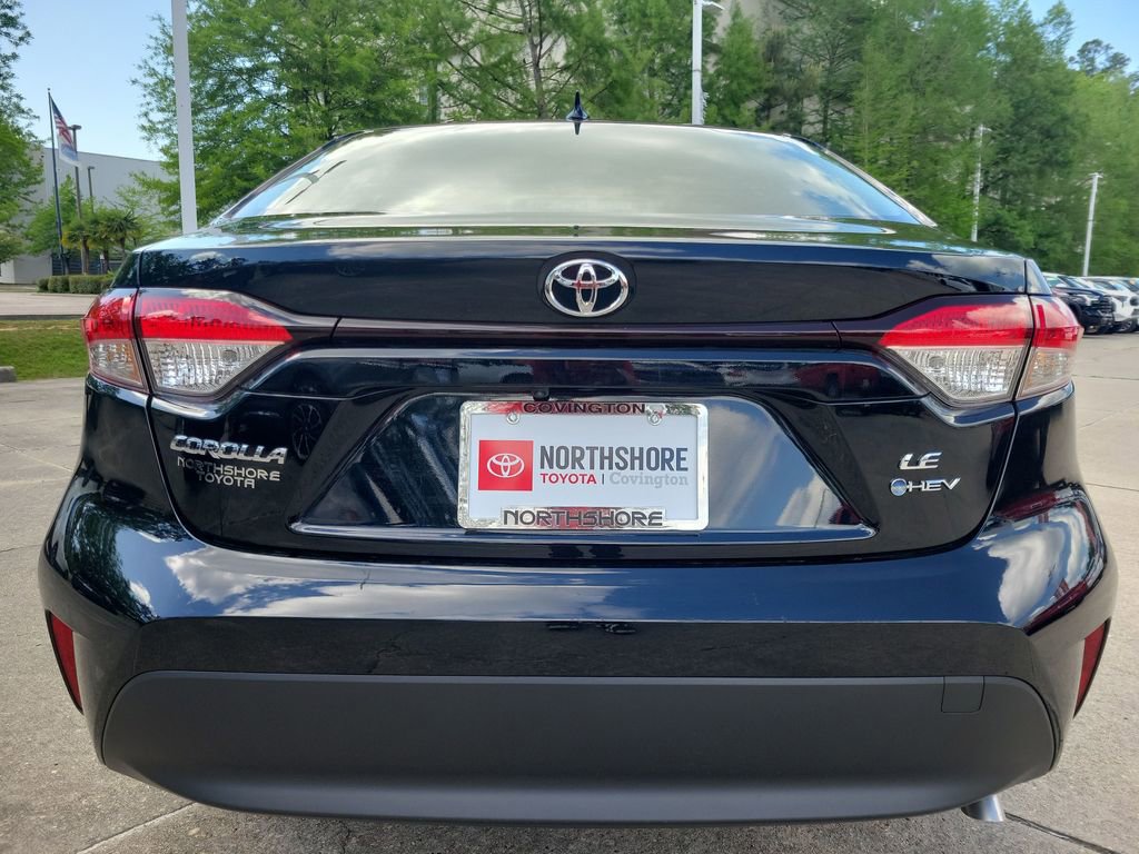 Used 2026 Toyota Corolla LE w/ LE Premium Package FWD image 5