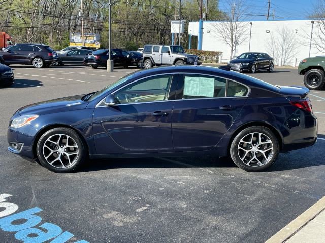 Used 2017 Buick Regal Sport Touring image 11